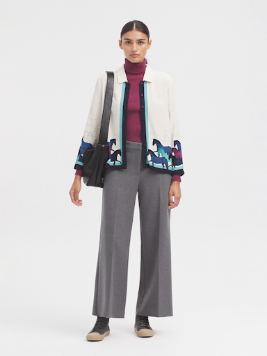 Alternative view of Wild Horses Pannout Shirt