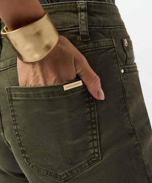 Alternative view of Goldie Classic Wide-Leg Stretch Jeans