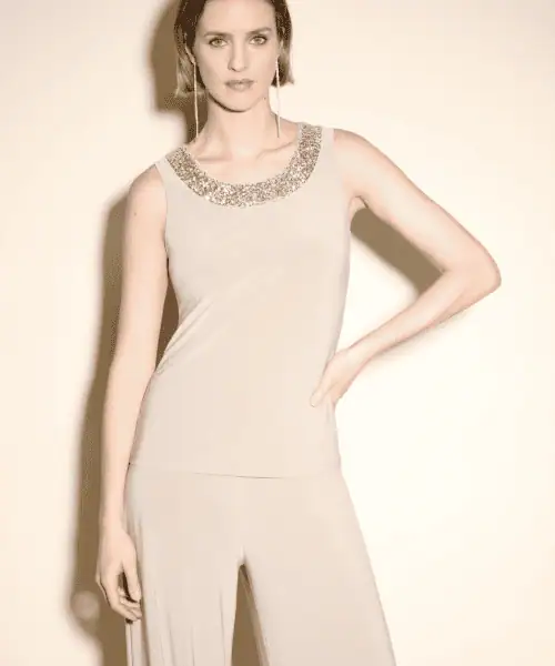 Alternative view of Adrienne Set